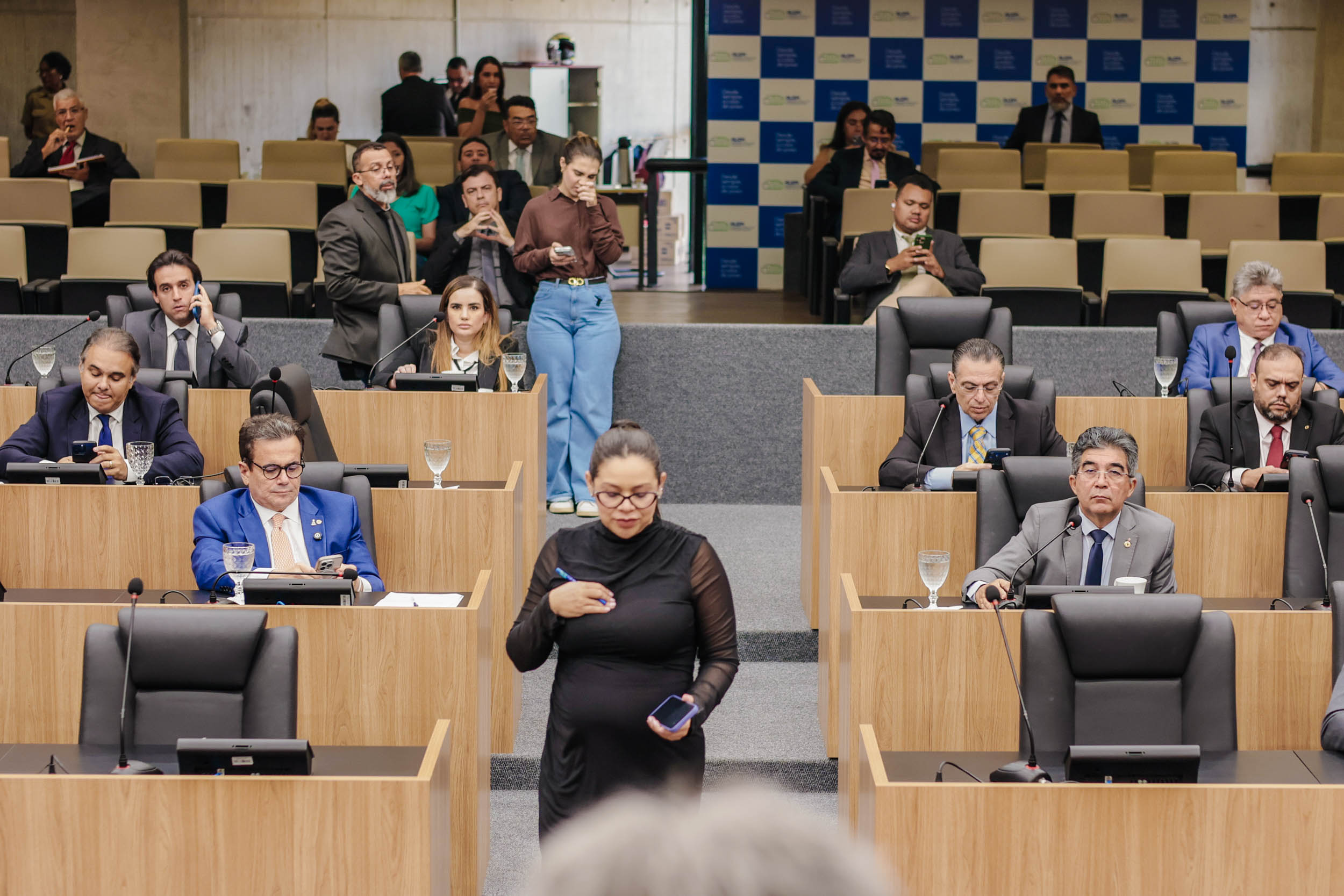 SESSÃO PLENÁRIA 28-04-2026 FOTOS THIAGO AMARAL ALEPI (22).jpg