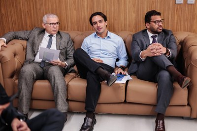 REUNIÃO DA MESA DIRETORA (5).jpg