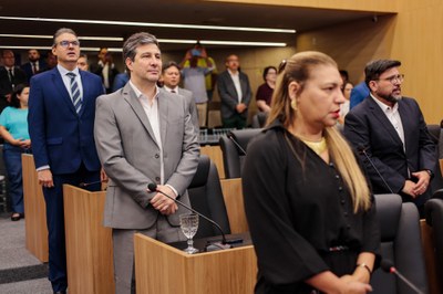 SESSÃO SOLENE EM HOMENAGEM AO JORNAL O DIA (10).jpg