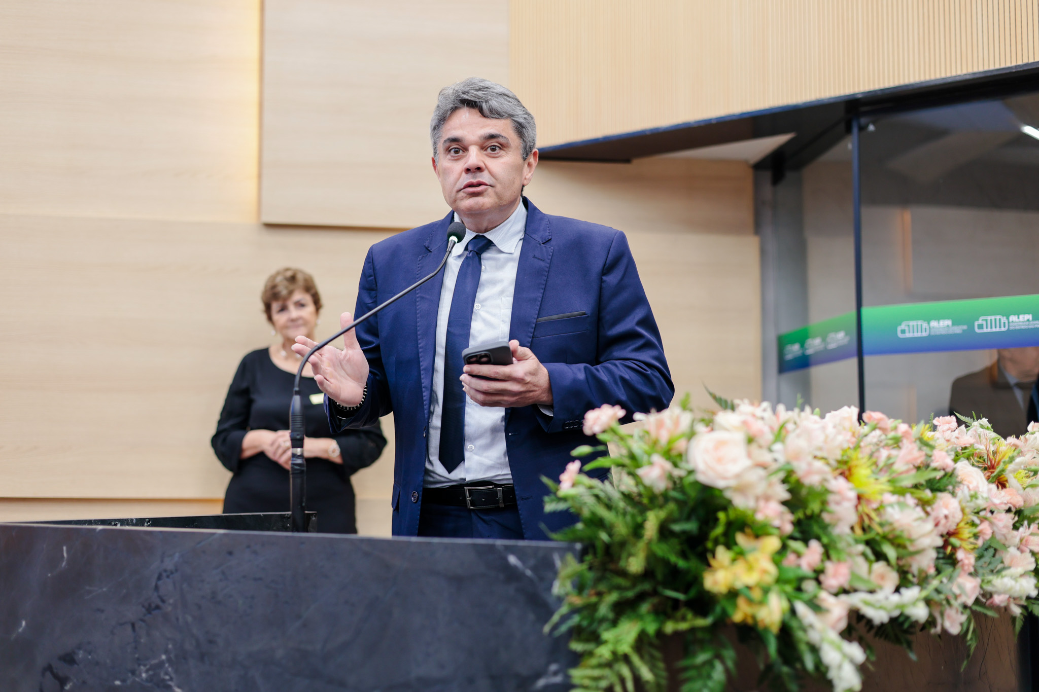 SESSÃO SOLENE EM HOMENAGEM AO JORNAL O DIA (25).jpg