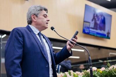 SESSÃO SOLENE EM HOMENAGEM AO JORNAL O DIA (26).jpg