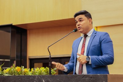 TÍTULO DE CIDADANIA AO PASTOR DIRCEU NETO (17).jpg