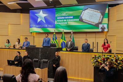 TÍTULO DE CIDADANIA AO PASTOR DIRCEU NETO (3).jpg