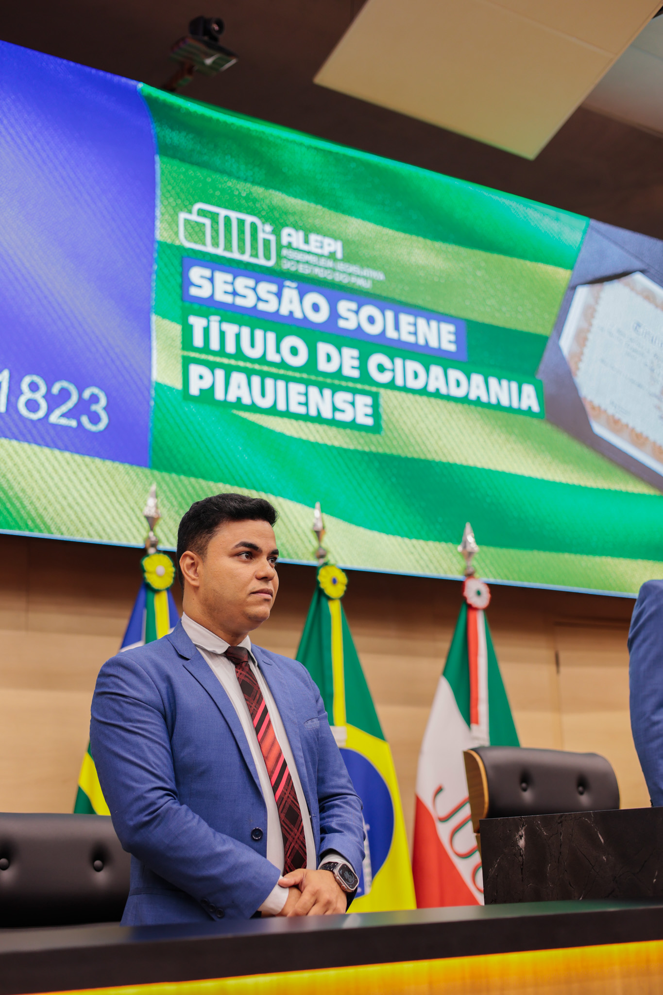 TÍTULO DE CIDADANIA AO PASTOR DIRCEU NETO (5).jpg