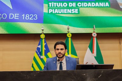 TÍTULO DE CIDADANIA AO PASTOR DIRCEU NETO (6).jpg