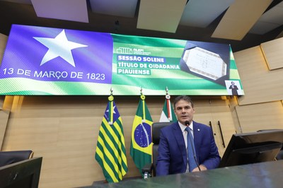 SESSÃO SOLENE TÍTULO DE CIDADANIA SRS BRUNO CRAVO ALVES E GIUSEPPE SERRA SECA VIEIRA  FOTOS REGIS FALCÃO ASCOM ALEPI  (18).jpg