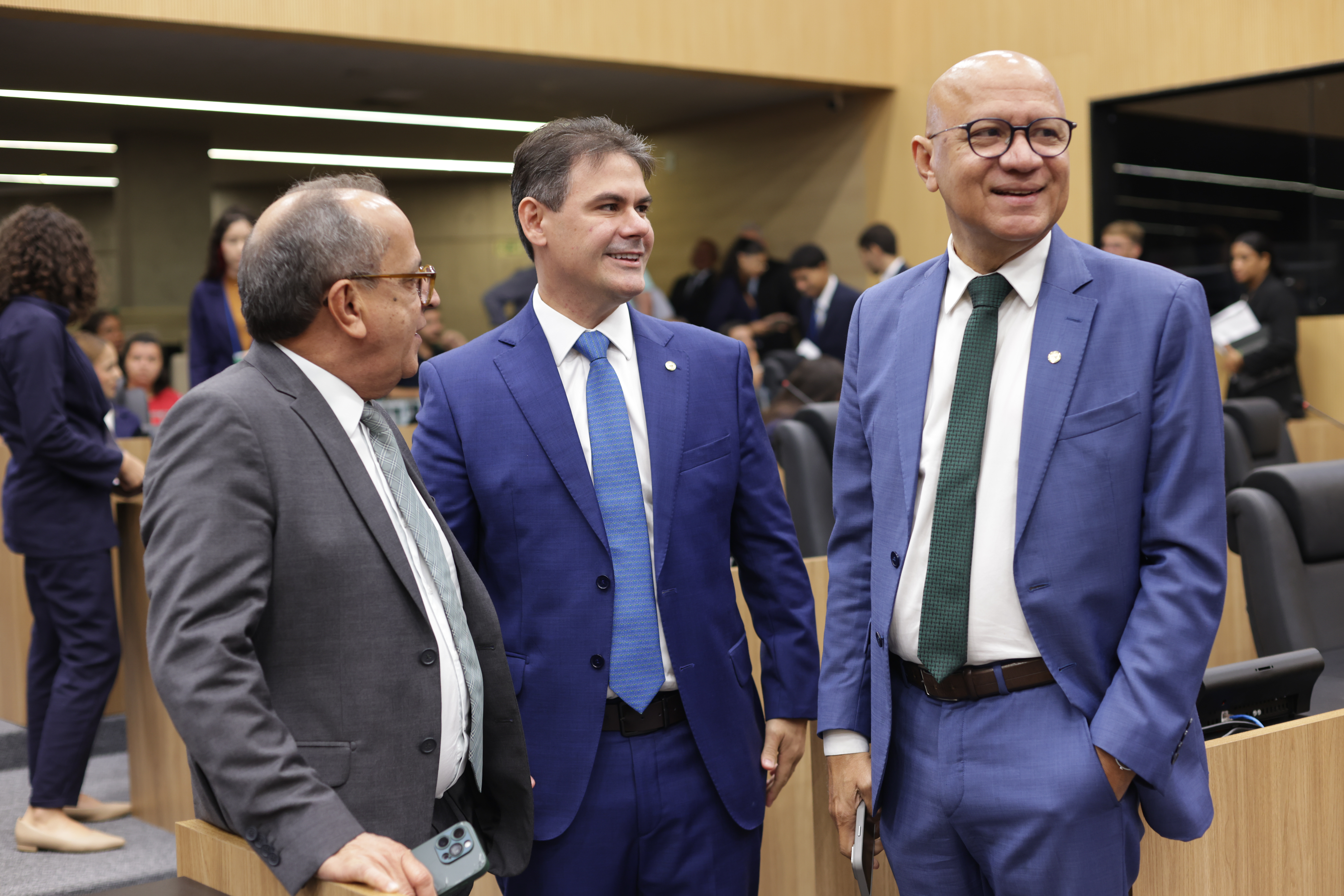 SESSÃO SOLENE TÍTULO DE CIDADANIA SRS BRUNO CRAVO ALVES E GIUSEPPE SERRA SECA VIEIRA  FOTOS REGIS FALCÃO ASCOM ALEPI  (26).jpg