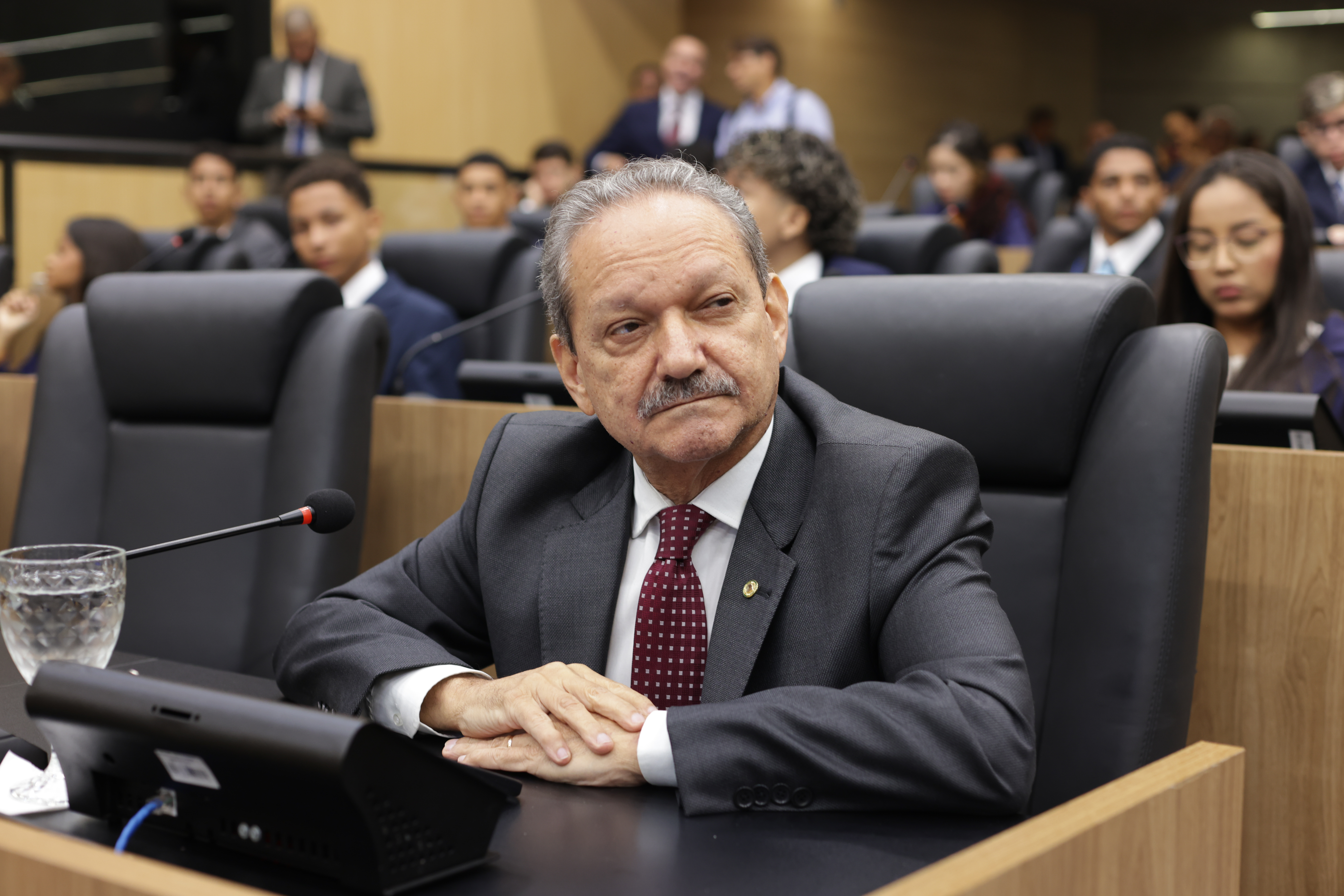 SESSÃO SOLENE TÍTULO DE CIDADANIA SRS BRUNO CRAVO ALVES E GIUSEPPE SERRA SECA VIEIRA  FOTOS REGIS FALCÃO ASCOM ALEPI  (8).jpg