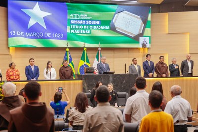 TITULO DE CIDADANIA PIAUÍENSE AO FREI CLÁUDIO DA SILVA SANTOS (4).jpg