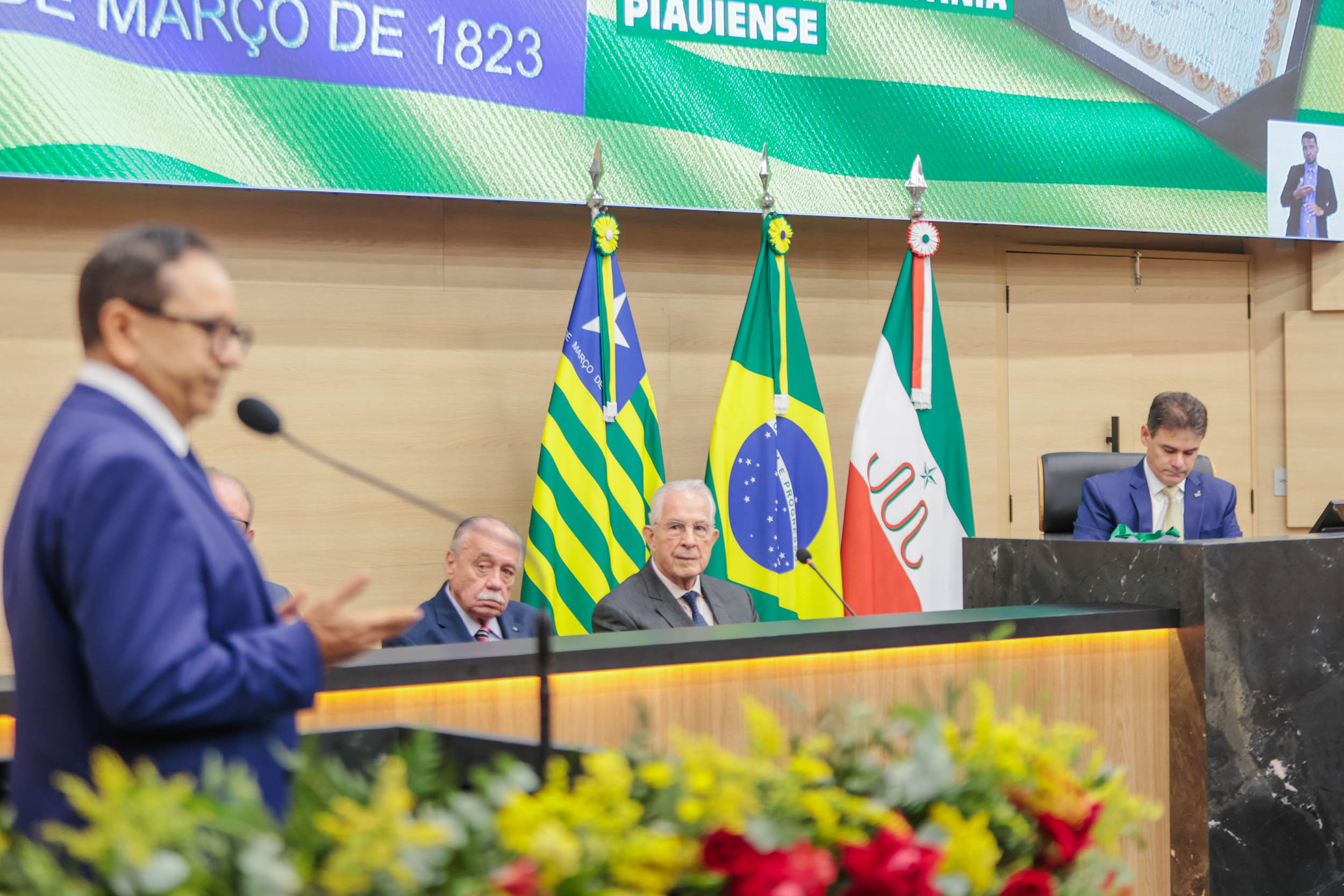 TÍTULO DE CIDADANIA AO EMPRESÁRIO CARLOS PRADO (10).jpg