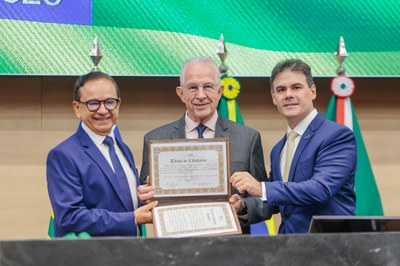 TÍTULO DE CIDADANIA AO EMPRESÁRIO CARLOS PRADO (14).jpg