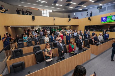 TÍTULO DE CIDADANIA AO EMPRESÁRIO CARLOS PRADO (2).jpg