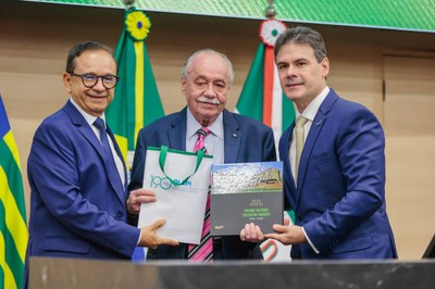 TÍTULO DE CIDADANIA AO EMPRESÁRIO CARLOS PRADO (21).jpg