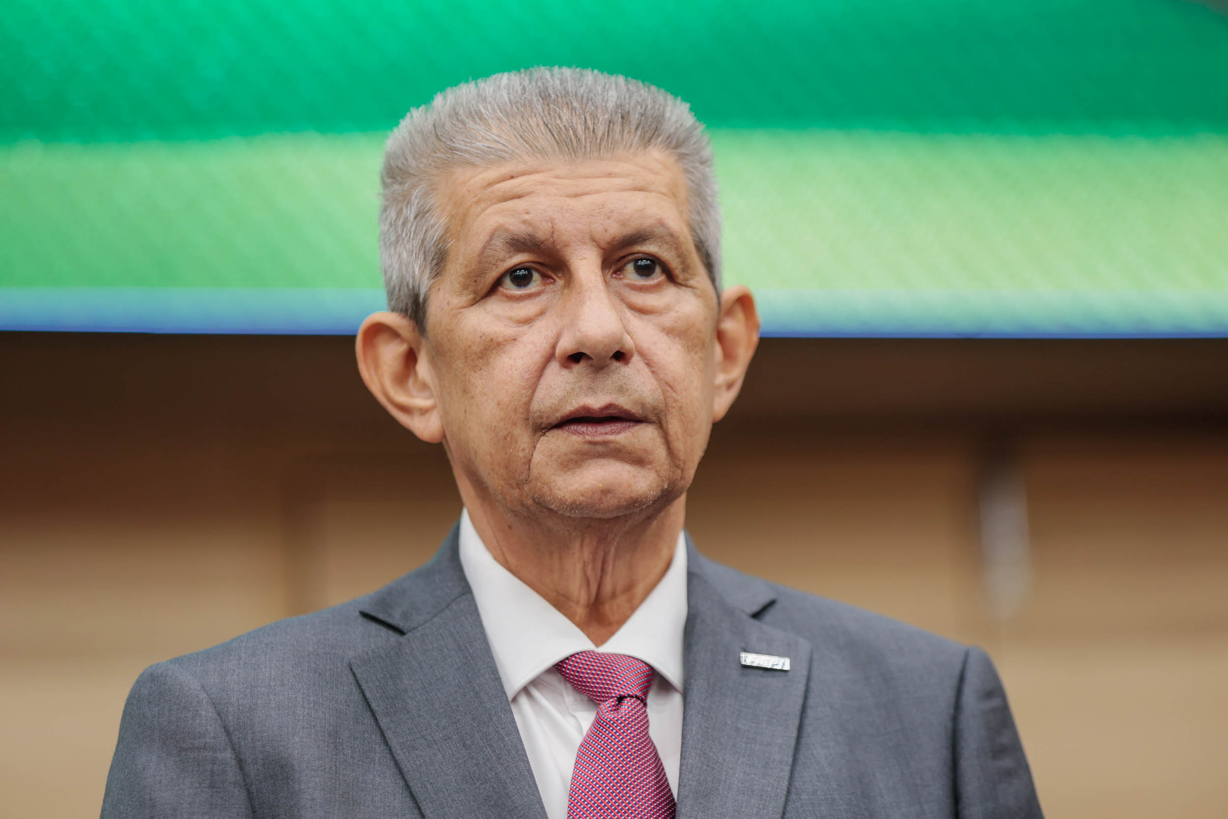 TÍTULO DE CIDADANIA AO EMPRESÁRIO CARLOS PRADO (6).jpg