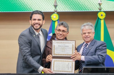 TITULO DE CIDADANIA PIAUÍENSE AO FREI CLÁUDIO DA SILVA SANTOS (12).jpg