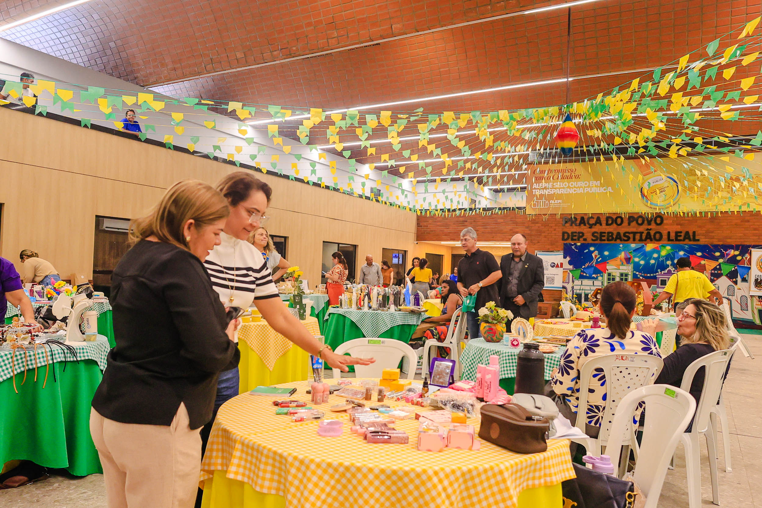 FEIRA DA SERVIDORA EMPREEDENDORA - FOTOS THIAGO AMARAL ALEPI (5).jpg
