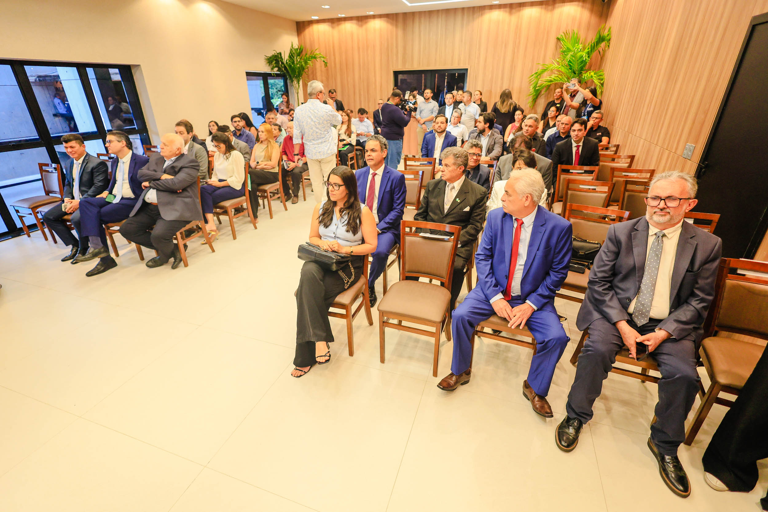 LANÇAMENTO MEMÓRIAS DO PARLAMENTO PIAUIENSE FOTOS THIAGO AMARAL ALEPI (2).jpg