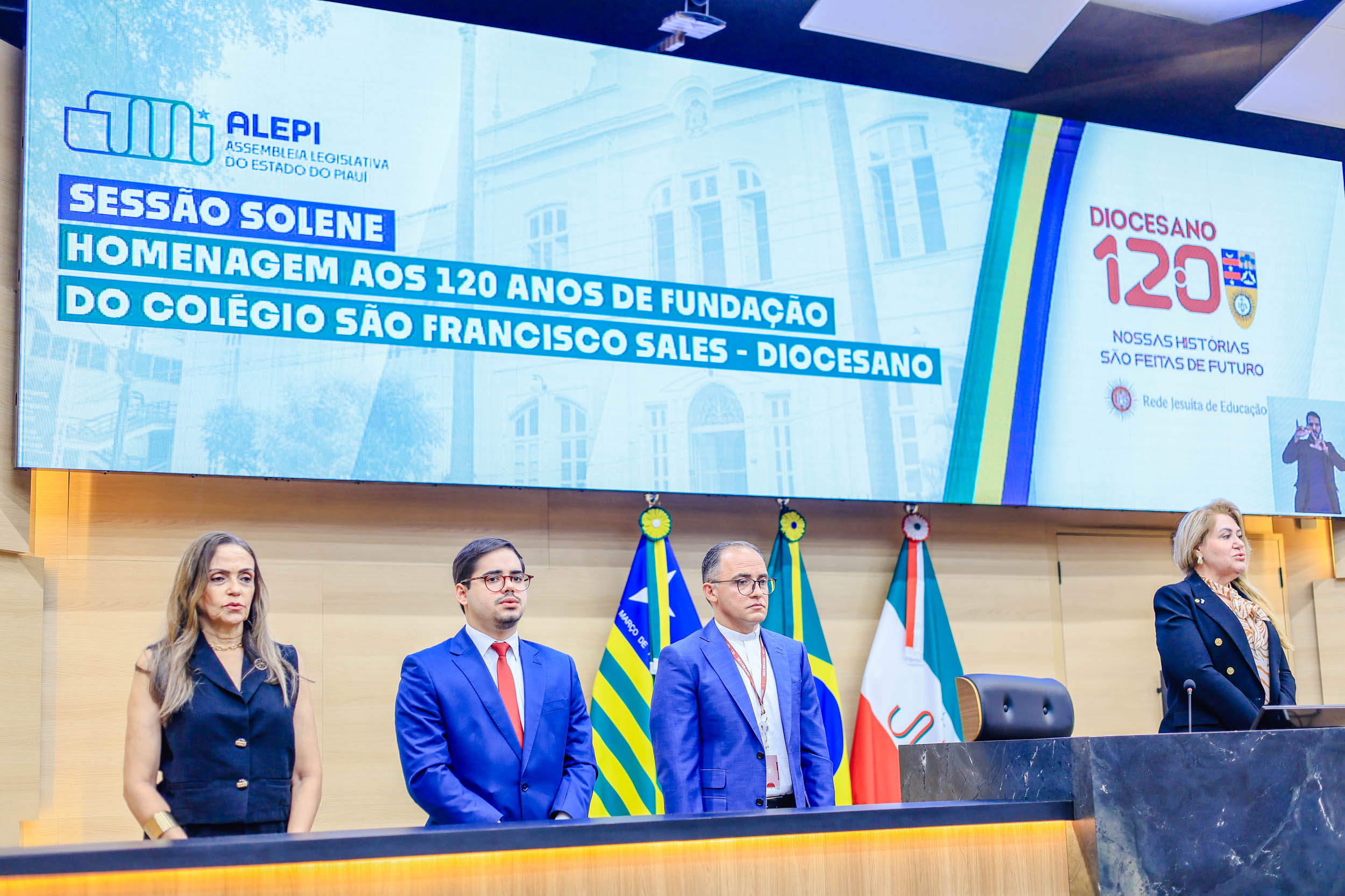 SESSÃO SOLENE 120 ANOS DO COLÉGIO DIOCESANO (11).jpg