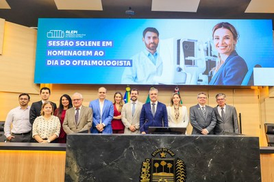 SESSÃO SOLENE EM HOMENAGEM AO DIA DO OFTALMOLOGISTA (15).jpg