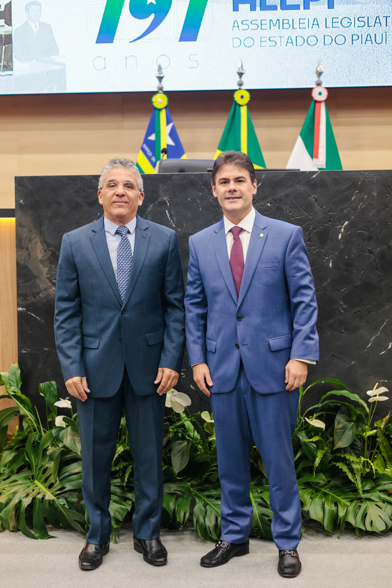ENTREGA MEDALHA MÉRITO LEGISLATIVO (10).jpg