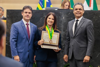 ENTREGA MEDALHA MÉRITO LEGISLATIVO (102).jpg