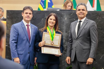 ENTREGA MEDALHA MÉRITO LEGISLATIVO (103).jpg