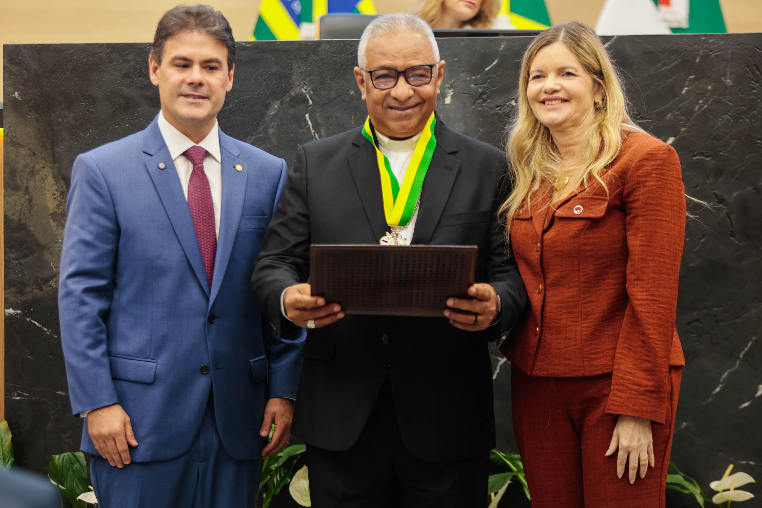 ENTREGA MEDALHA MÉRITO LEGISLATIVO (104).jpg