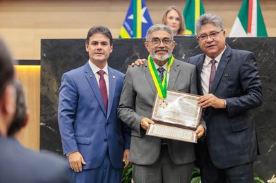 ENTREGA MEDALHA MÉRITO LEGISLATIVO (115).jpg