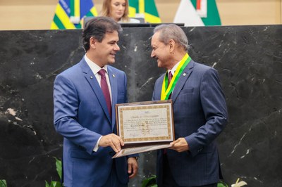 ENTREGA MEDALHA MÉRITO LEGISLATIVO (121).jpg