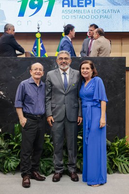 ENTREGA MEDALHA MÉRITO LEGISLATIVO (25).jpg