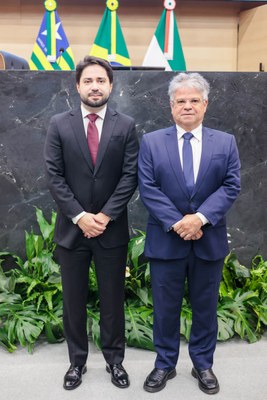 ENTREGA MEDALHA MÉRITO LEGISLATIVO (38).jpg