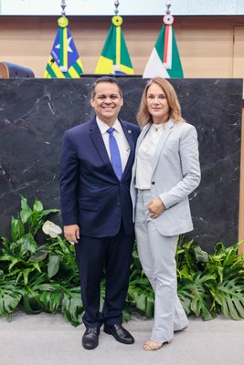 ENTREGA MEDALHA MÉRITO LEGISLATIVO (39).jpg