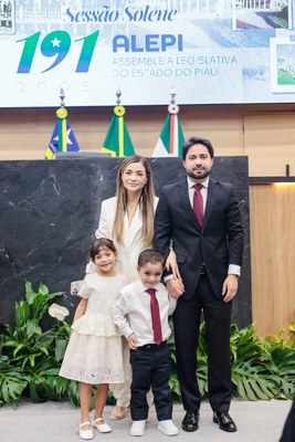 ENTREGA MEDALHA MÉRITO LEGISLATIVO (4).jpg