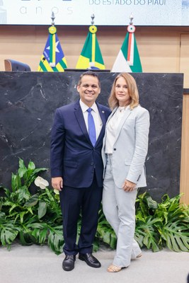 ENTREGA MEDALHA MÉRITO LEGISLATIVO (40).jpg