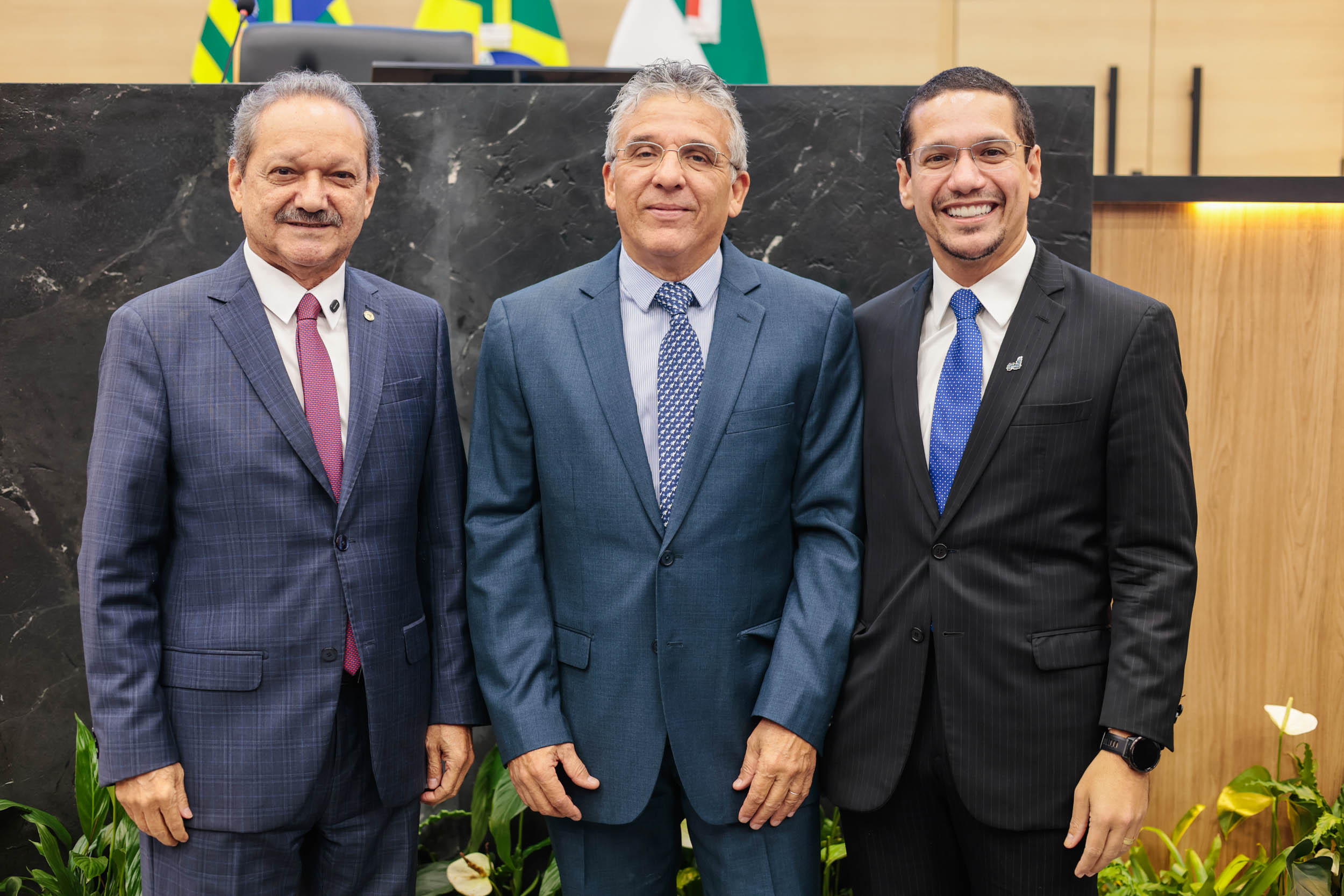 ENTREGA MEDALHA MÉRITO LEGISLATIVO (48).jpg