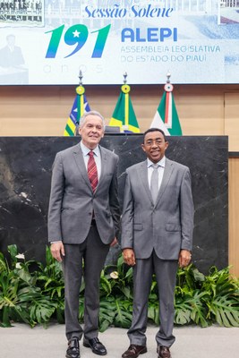 ENTREGA MEDALHA MÉRITO LEGISLATIVO (5).jpg