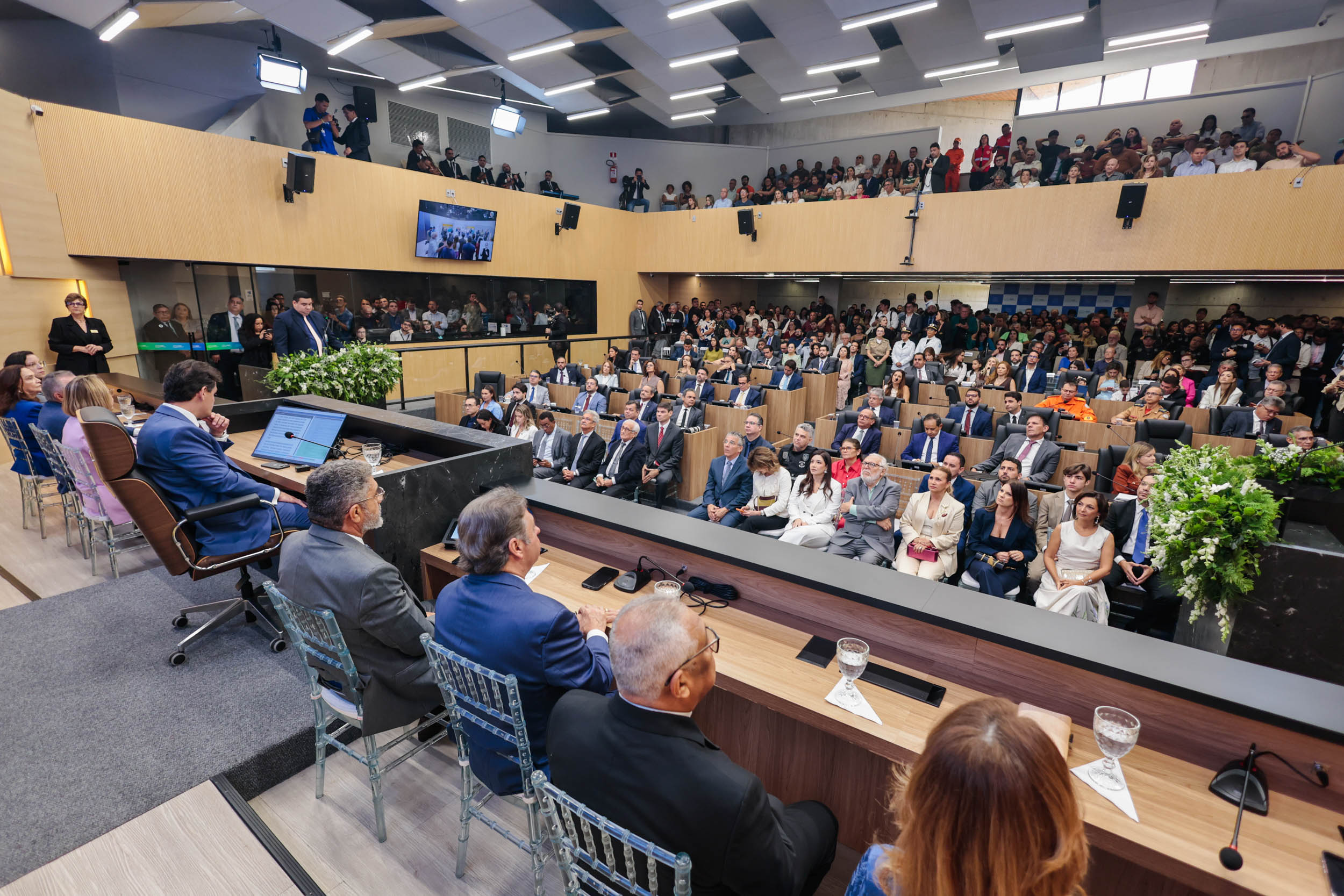 ENTREGA MEDALHA MÉRITO LEGISLATIVO (72).jpg