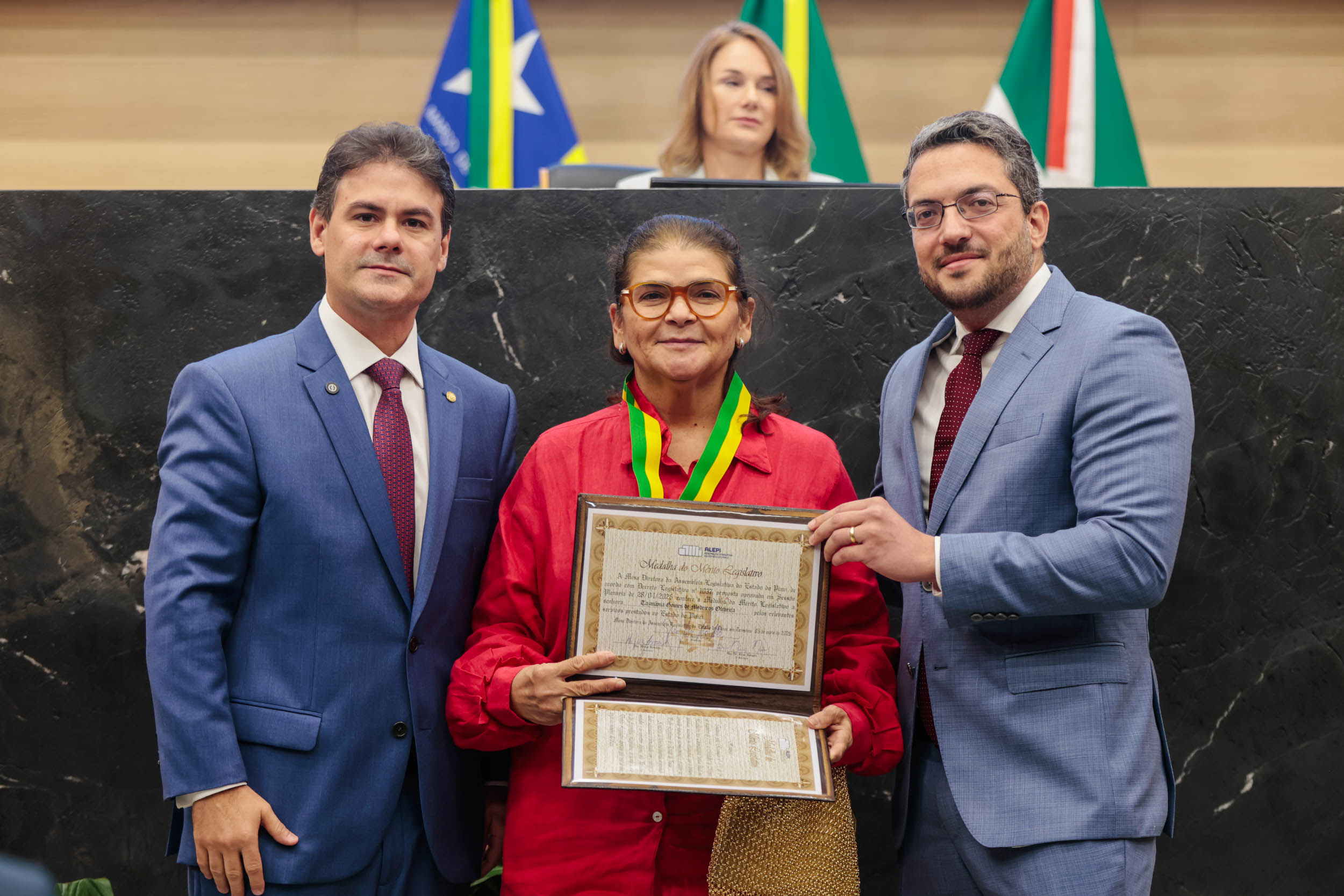 ENTREGA MEDALHA MÉRITO LEGISLATIVO (78).jpg