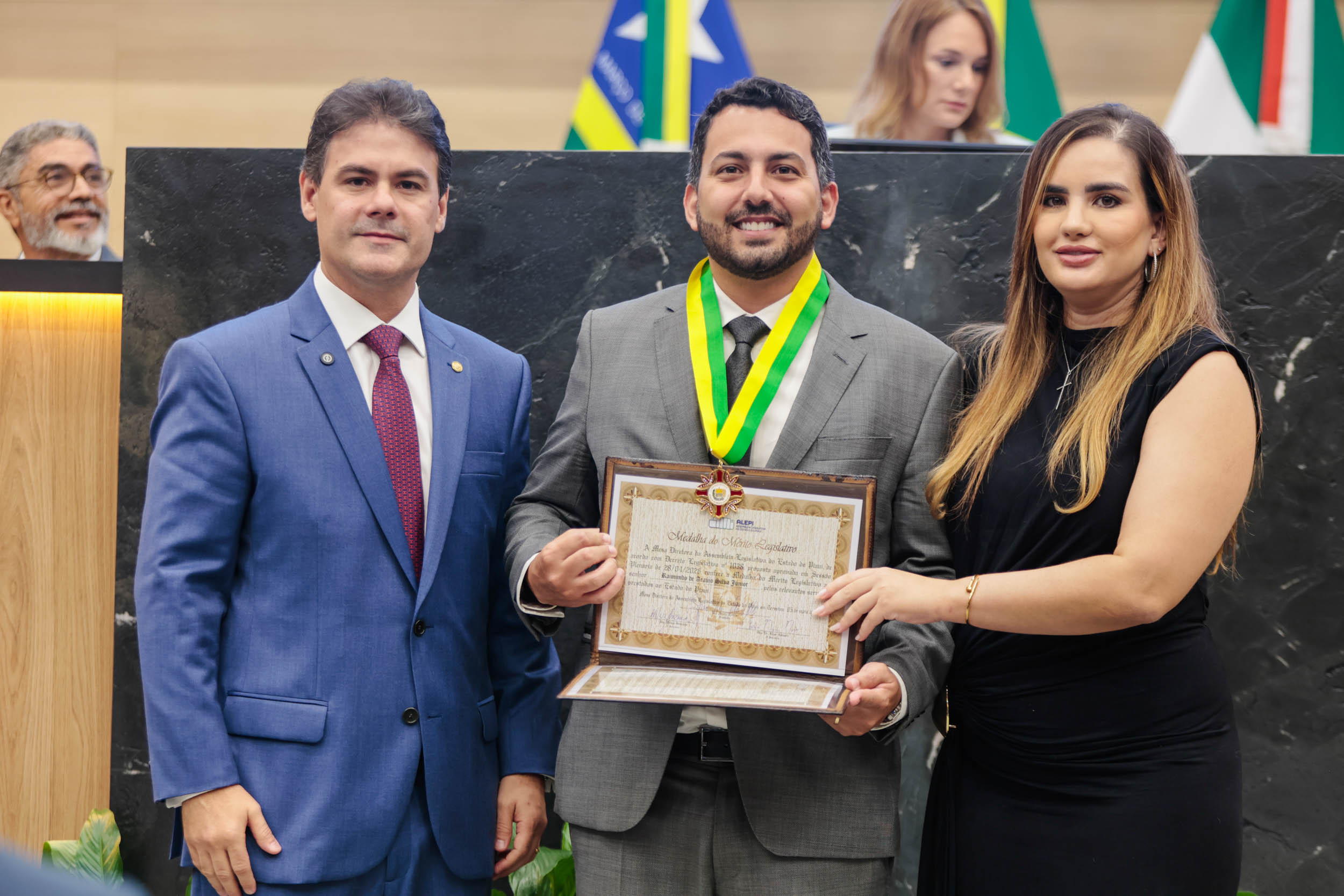 ENTREGA MEDALHA MÉRITO LEGISLATIVO (80).jpg