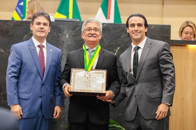 ENTREGA MEDALHA MÉRITO LEGISLATIVO (92).jpg
