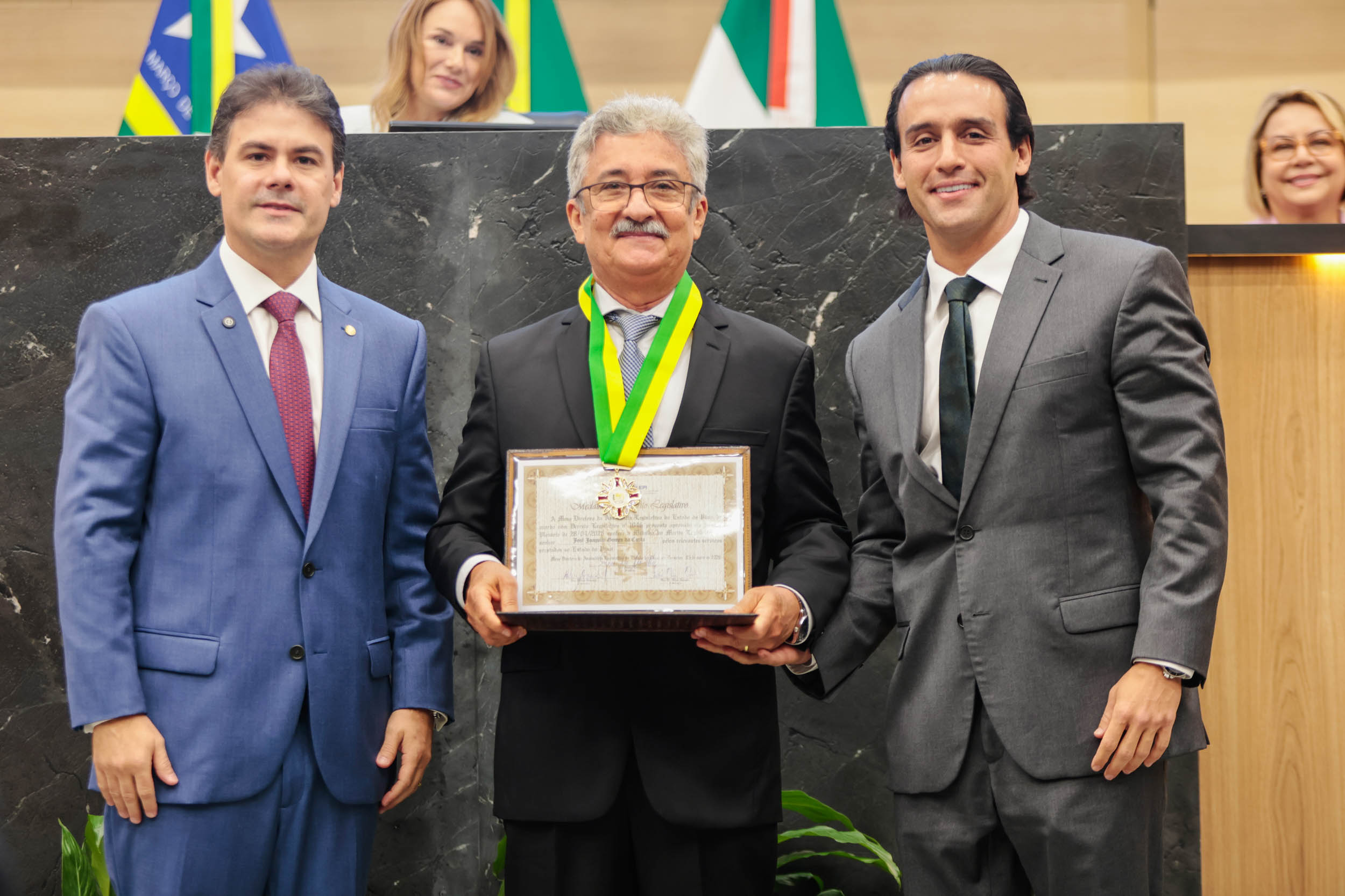 ENTREGA MEDALHA MÉRITO LEGISLATIVO (93).jpg