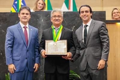 ENTREGA MEDALHA MÉRITO LEGISLATIVO (93).jpg