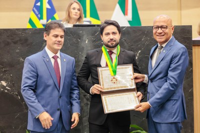 ENTREGA MEDALHA MÉRITO LEGISLATIVO (97).jpg