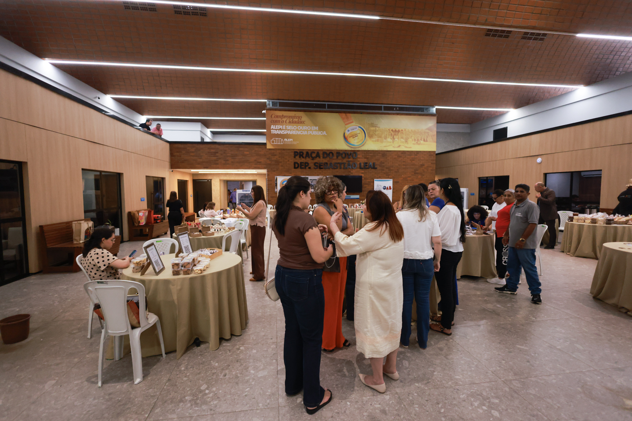 FEIRA DO SERVIDOR - FOTOS REGIS FALCÃO ASCOM ALEPI (5).jpg