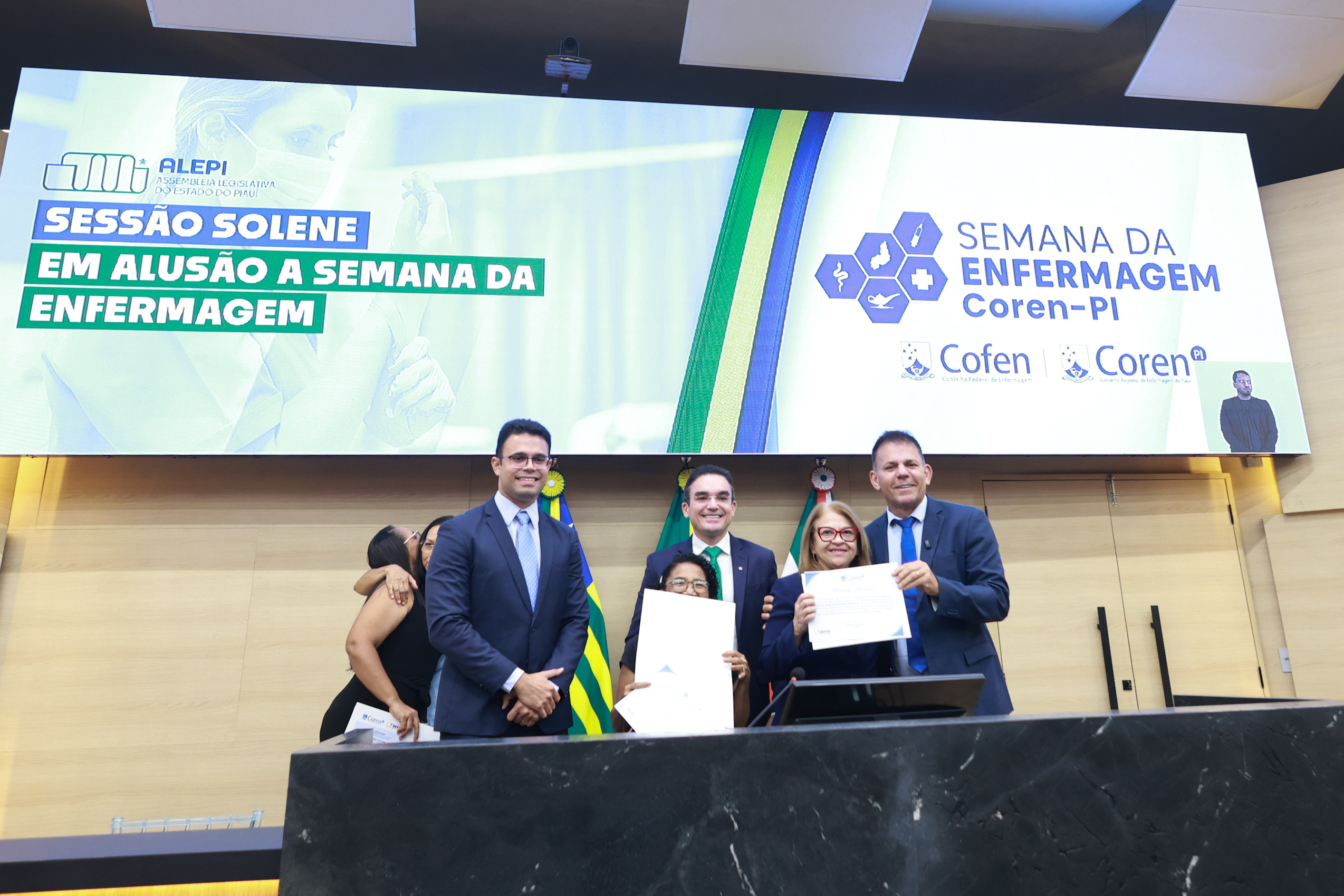  SESSÃO SOLENE EM HOMENAGEM À SEMANA DA ENFERMAGEM - FOTOS REGIS FALCÃO ASCOM ALEPI (15).jpg
