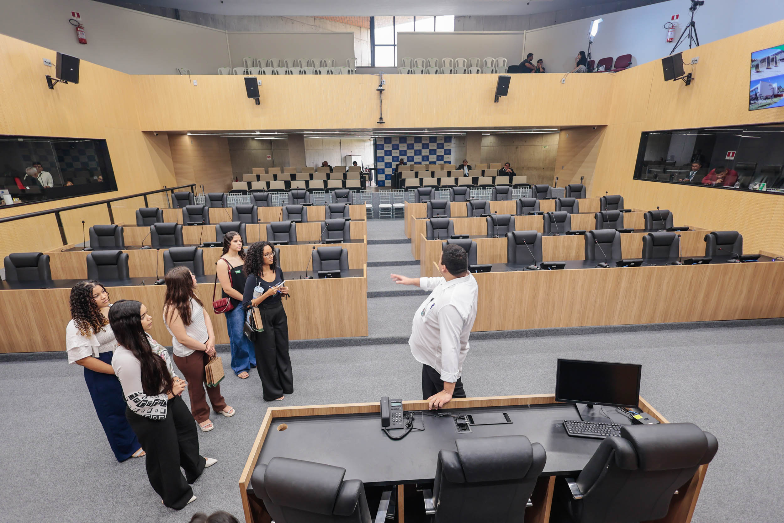VISITA ESTUDANTES DE DIREITO UEMA (4).jpg