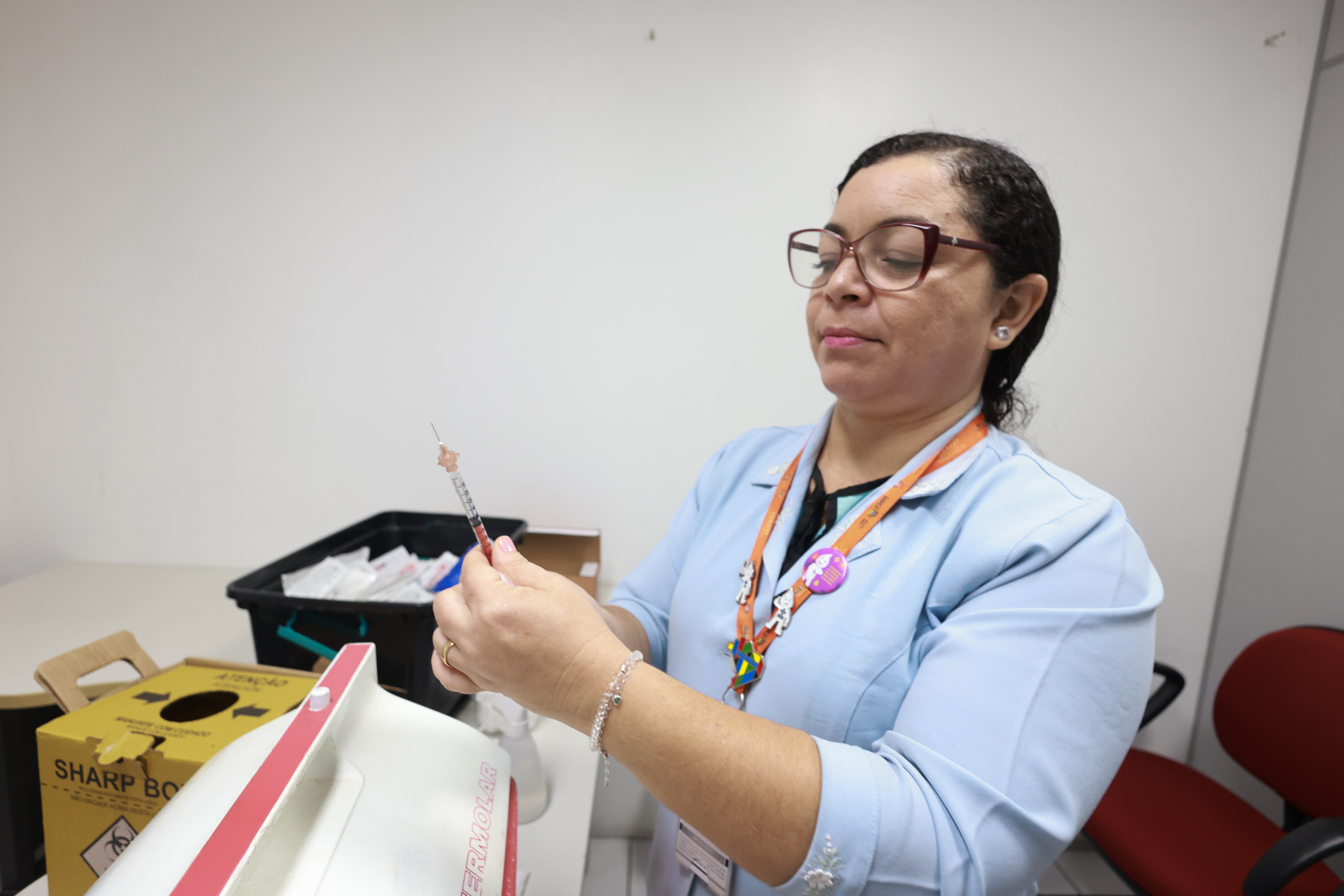  VACINAÇÃO CONTRA FEBRE AMARELA HEPATITE B ANTITETANICA E TRIPLICE - FOTOS REGIS FALCAO ASCOM ALEPI.jpg