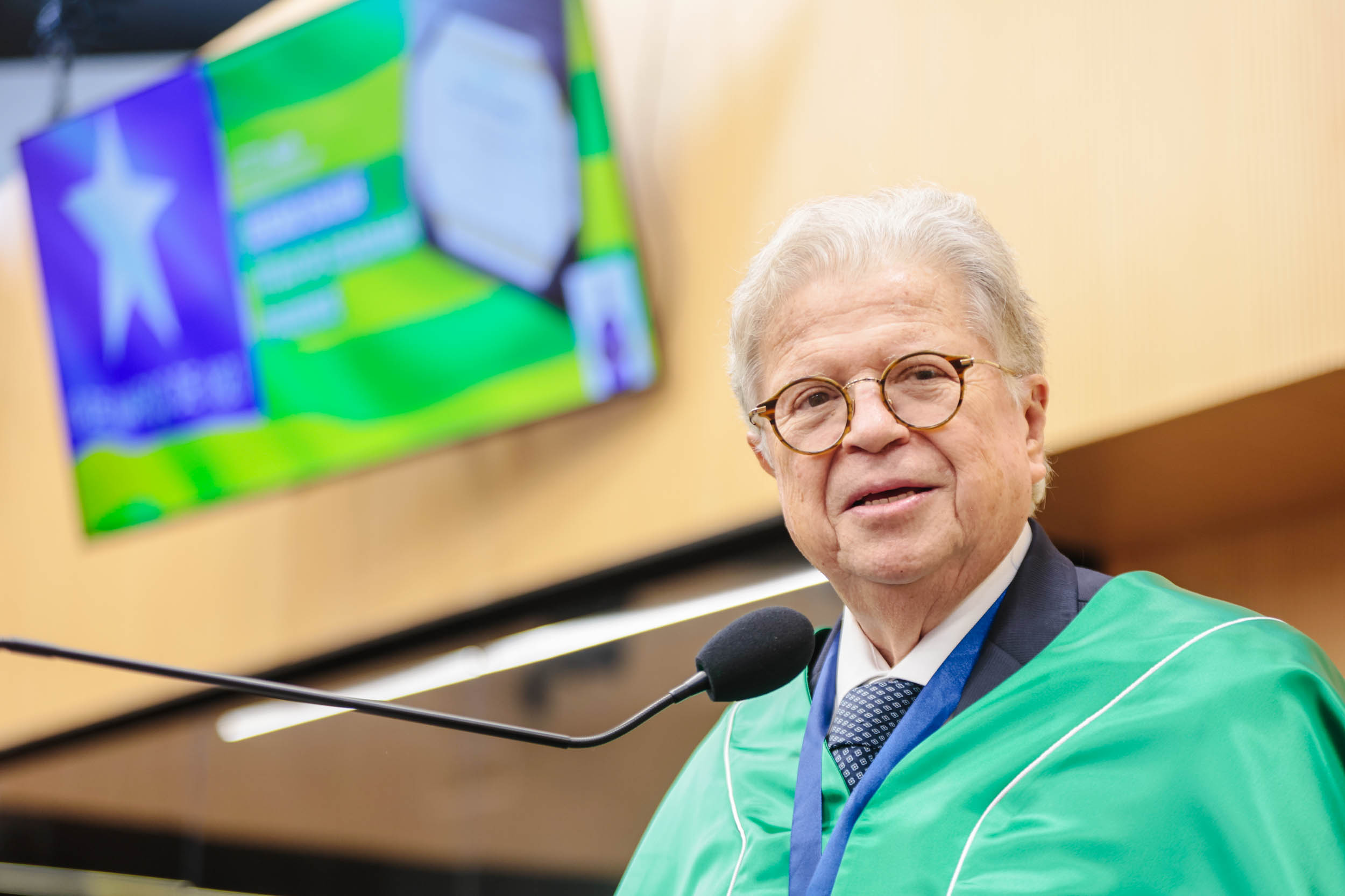 SESSÃO SOLENE TÍTULO DE CIDADANIA AO DR FERNANDO ANTÔNIO LUCCHESE - FOTOS THIAGO AMARAL ALEPI (19).jpg