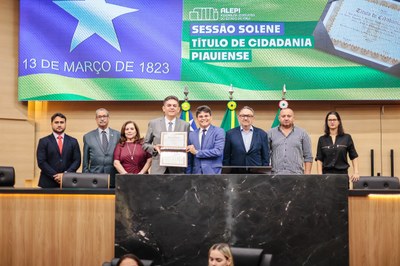 TÍTULO DE CIDADANIA AO SR EDSON CAVALCANTI - FOTOS THIAGO AMARAL ASCOM ALEPI (14).jpg