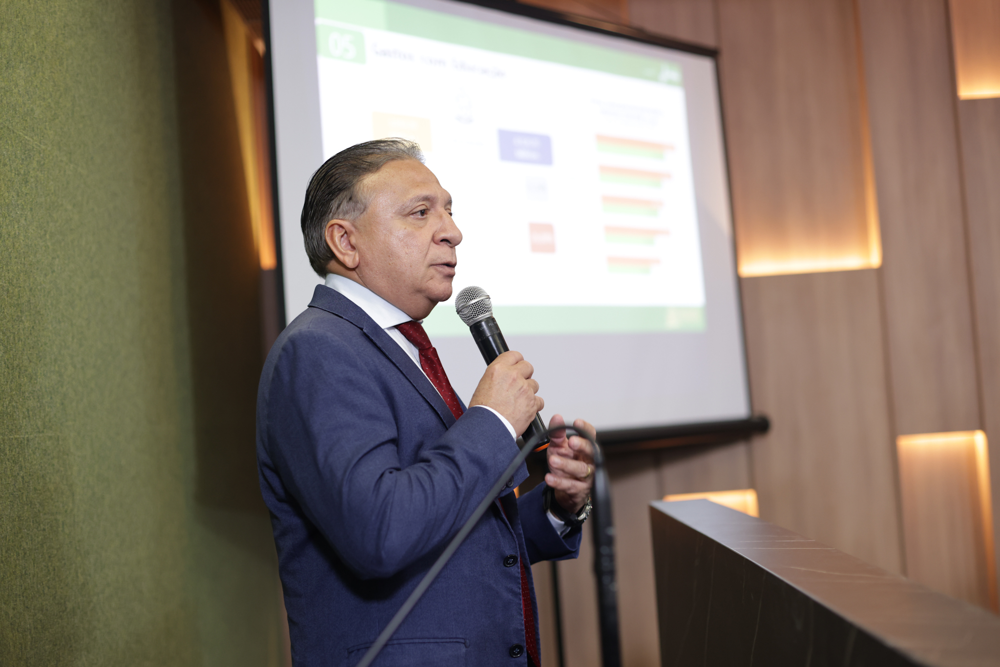 AUDIÊNCIA PÚBLICA SOBRE O 3° QUADRIMESTRE DE 2025 - FOTOS REGIS FALCÃO ASCOM ALEPI (9).jpg